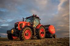 Tractor Lifting
